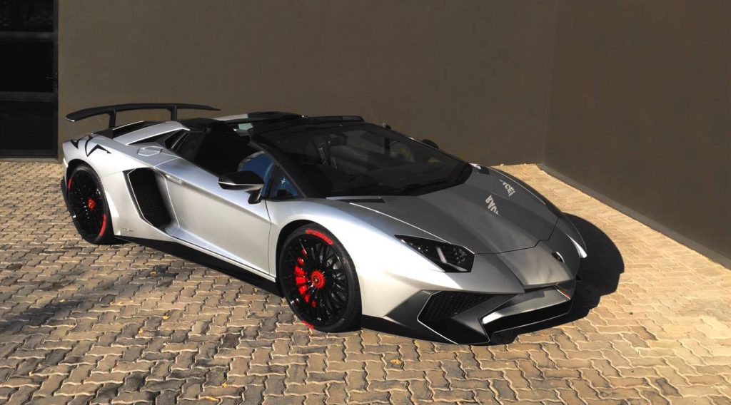 Spesifikasi harga  Lamborghini  Aventador  DetailMobil com